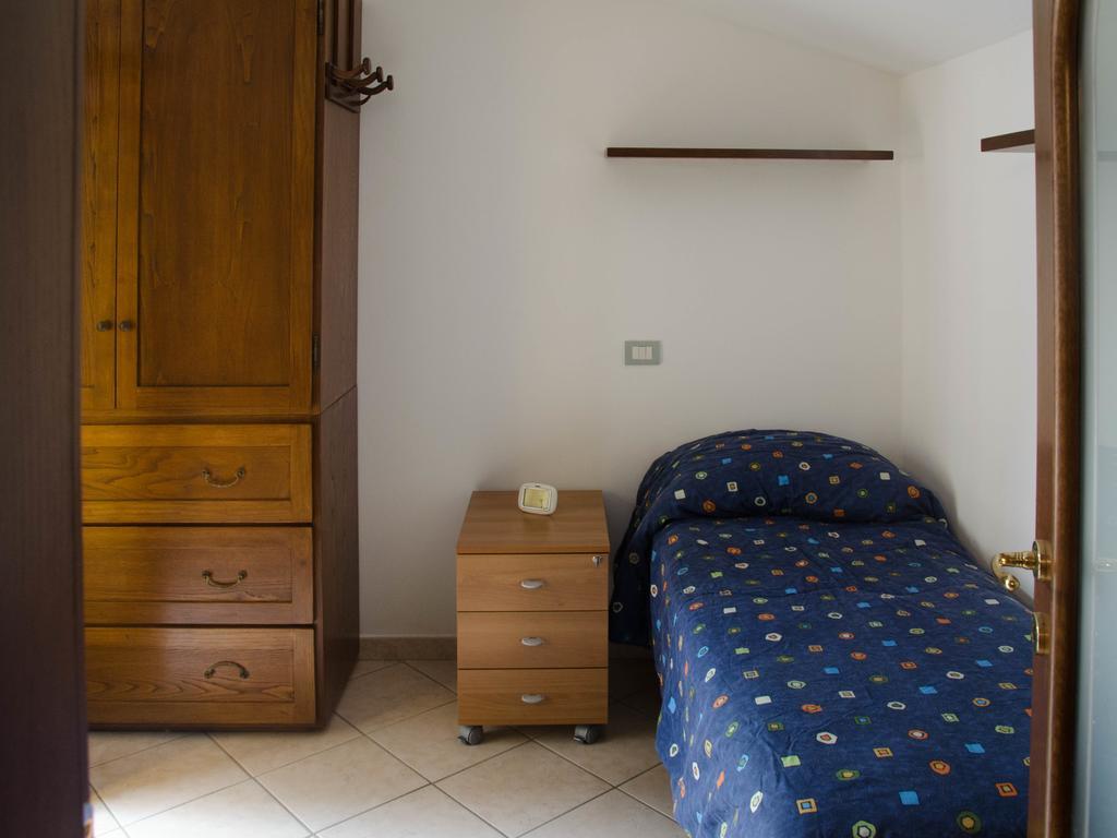 Al Cortile Tranquillo Hotel Cascina Bilik gambar